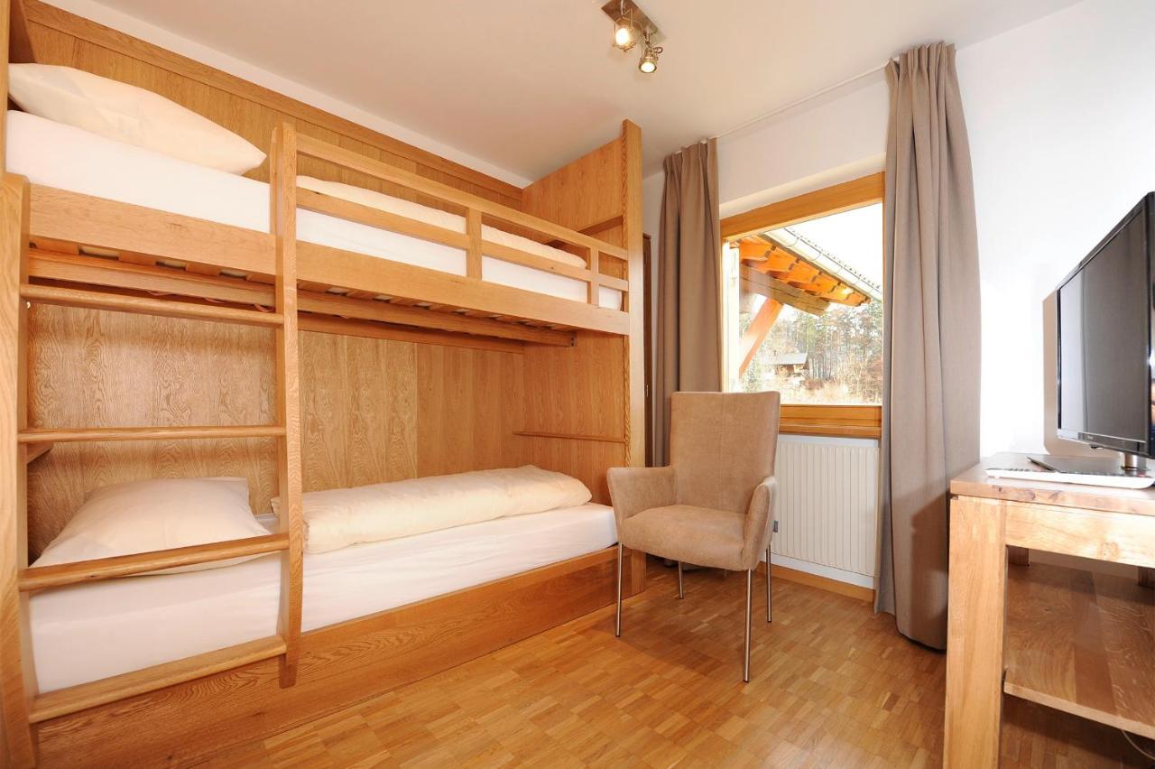 Haus Kleiner Turm Apartment Schruns Exterior photo
